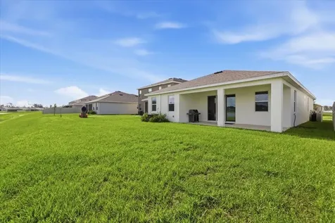 1413 Tropical Oasis Avenue Plant City FL 33565