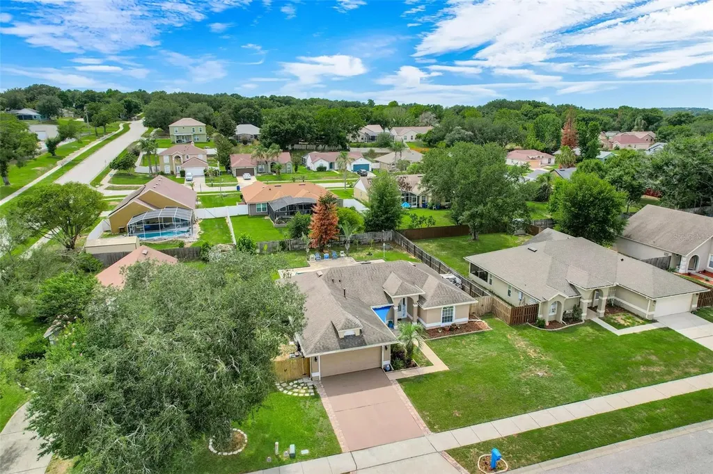 923 Hatteras Avenue Minneola FL 34715