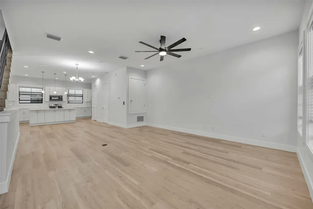 62 W Jersey Street Orlando FL 32806