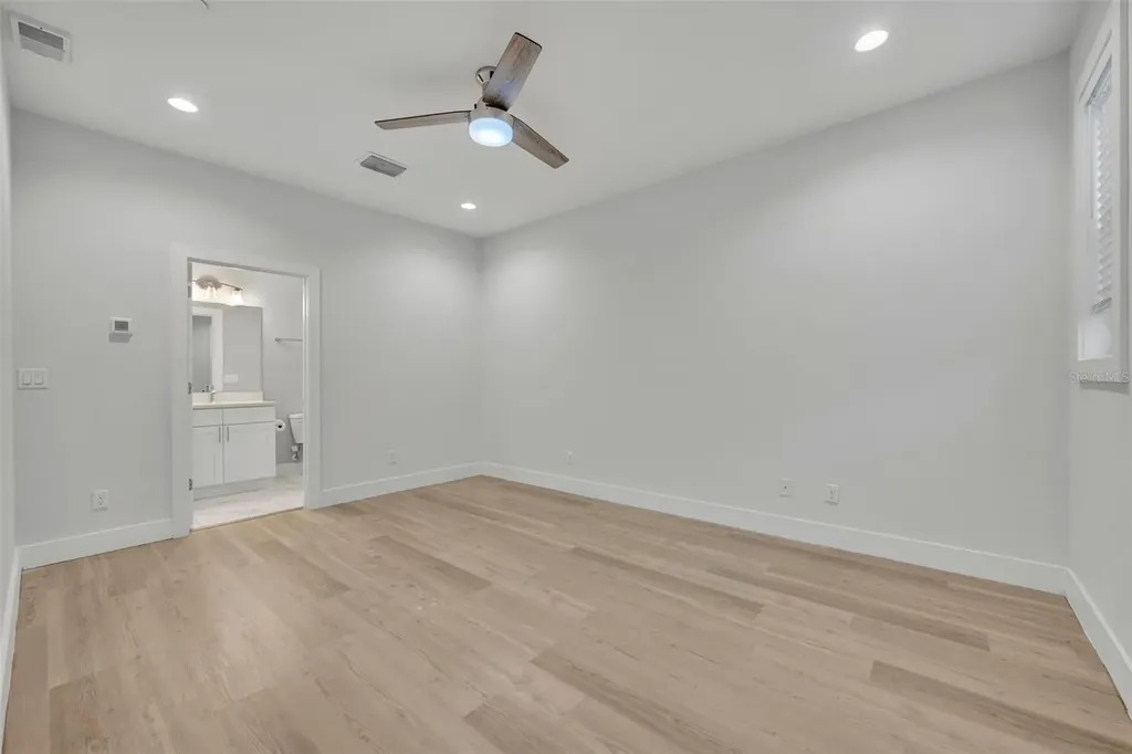 62 W Jersey Street Orlando FL 32806