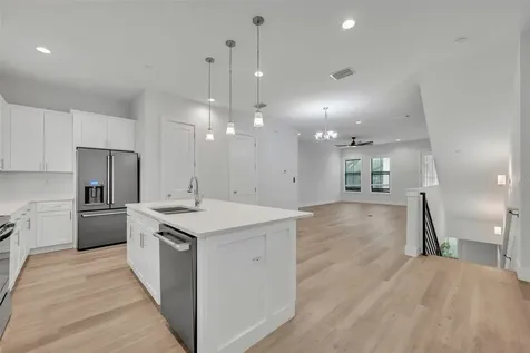 62 W Jersey Street Orlando FL 32806