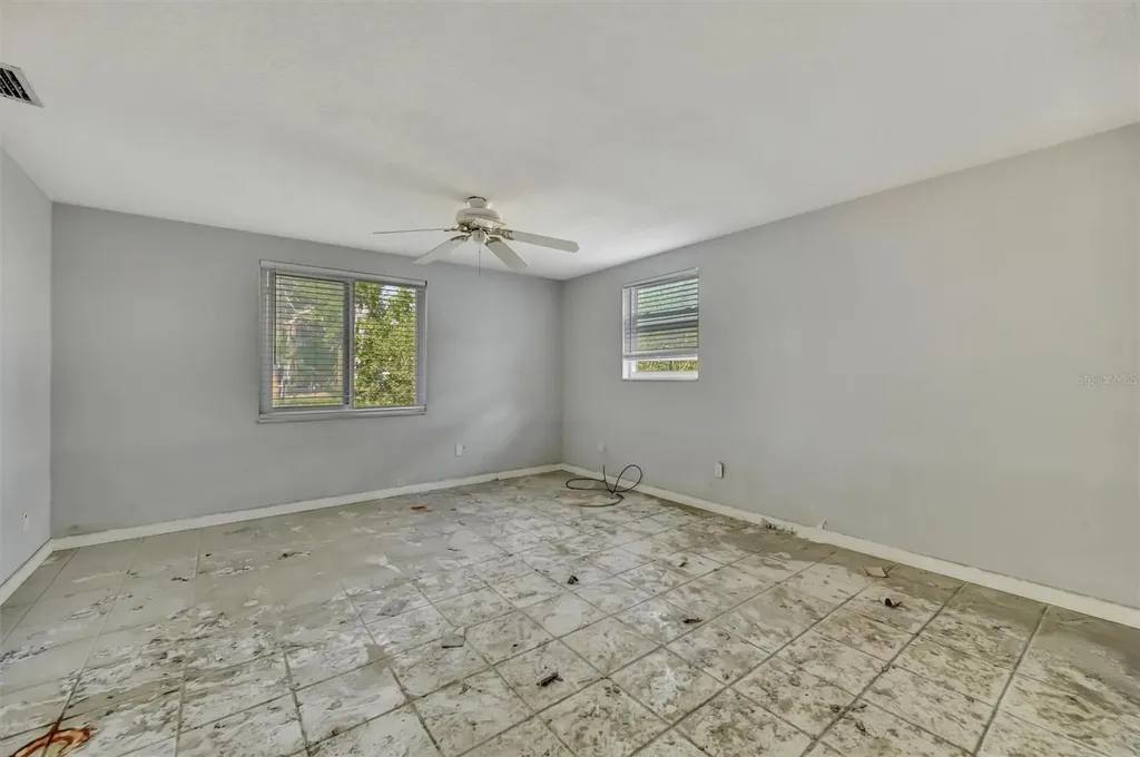 2404 Avenue A Bradenton Beach FL 34217