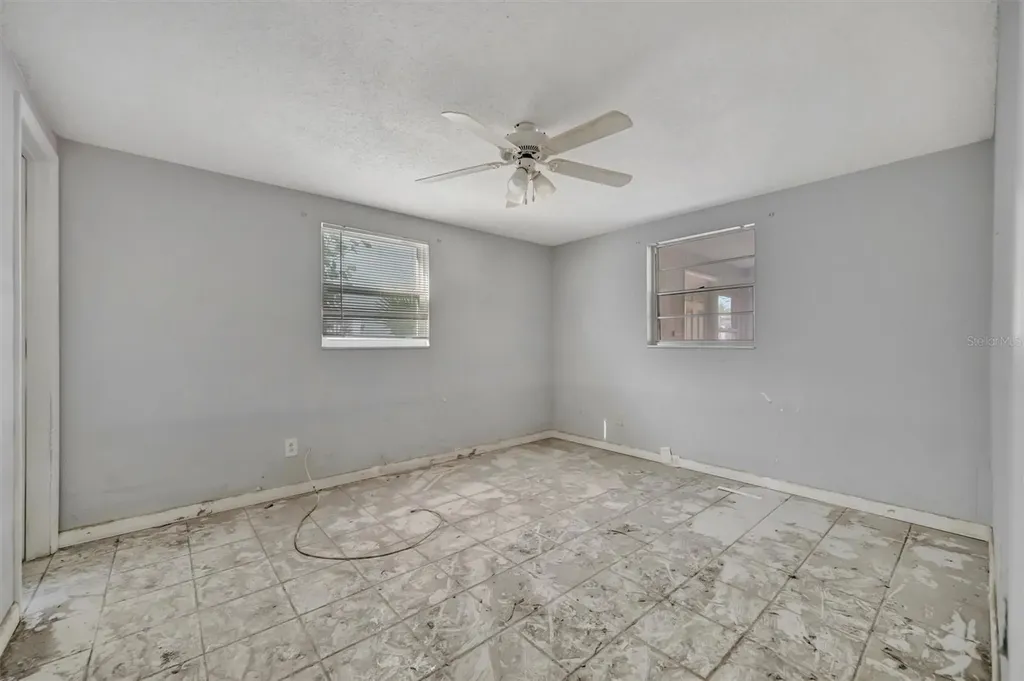 2404 Avenue A Bradenton Beach FL 34217
