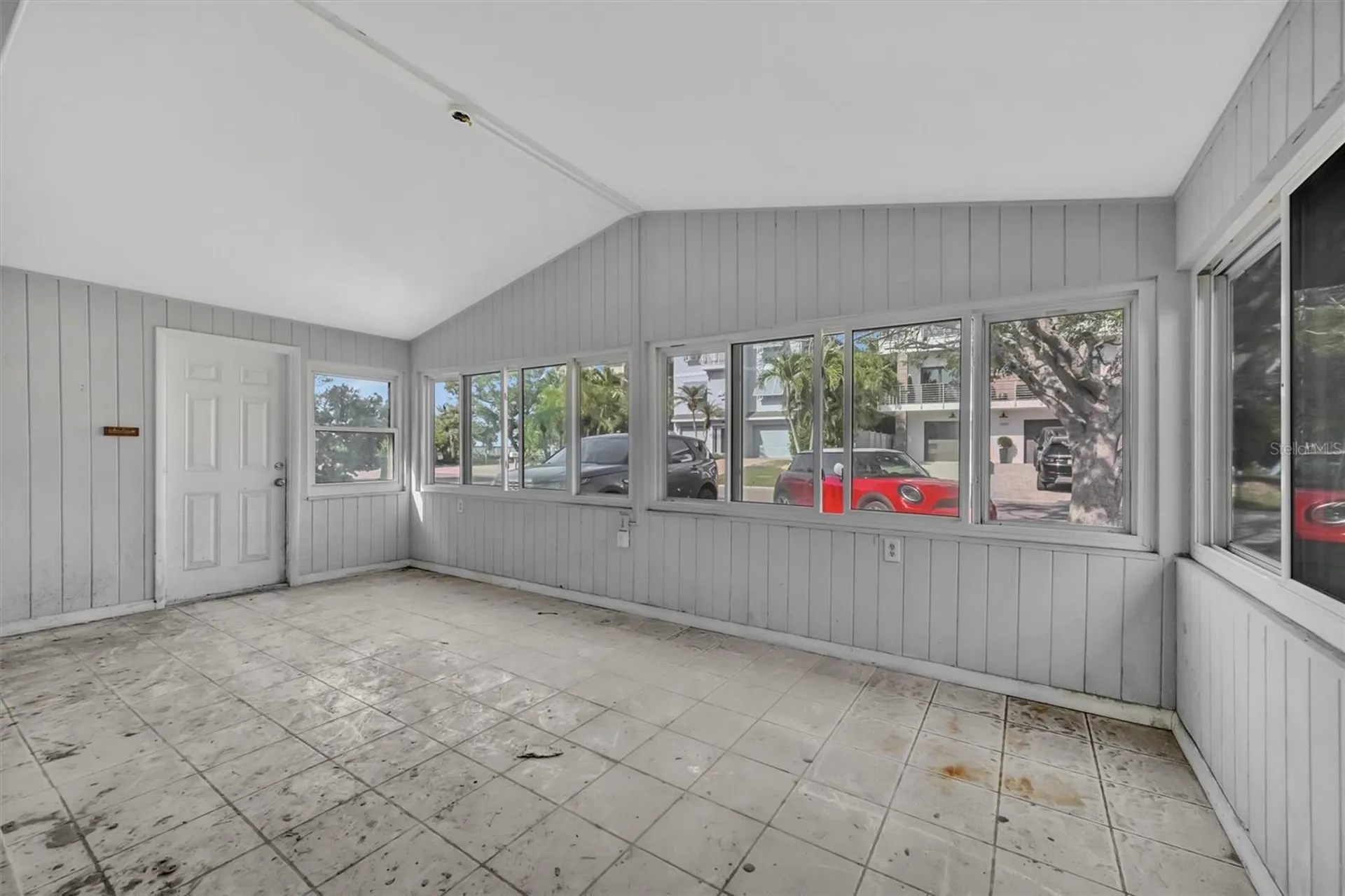 2404 Avenue A Bradenton Beach FL 34217