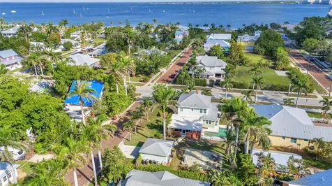 415 W Marion Avenue Punta Gorda FL 33950