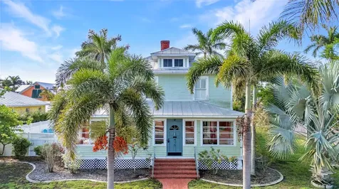 415 W Marion Avenue Punta Gorda FL 33950
