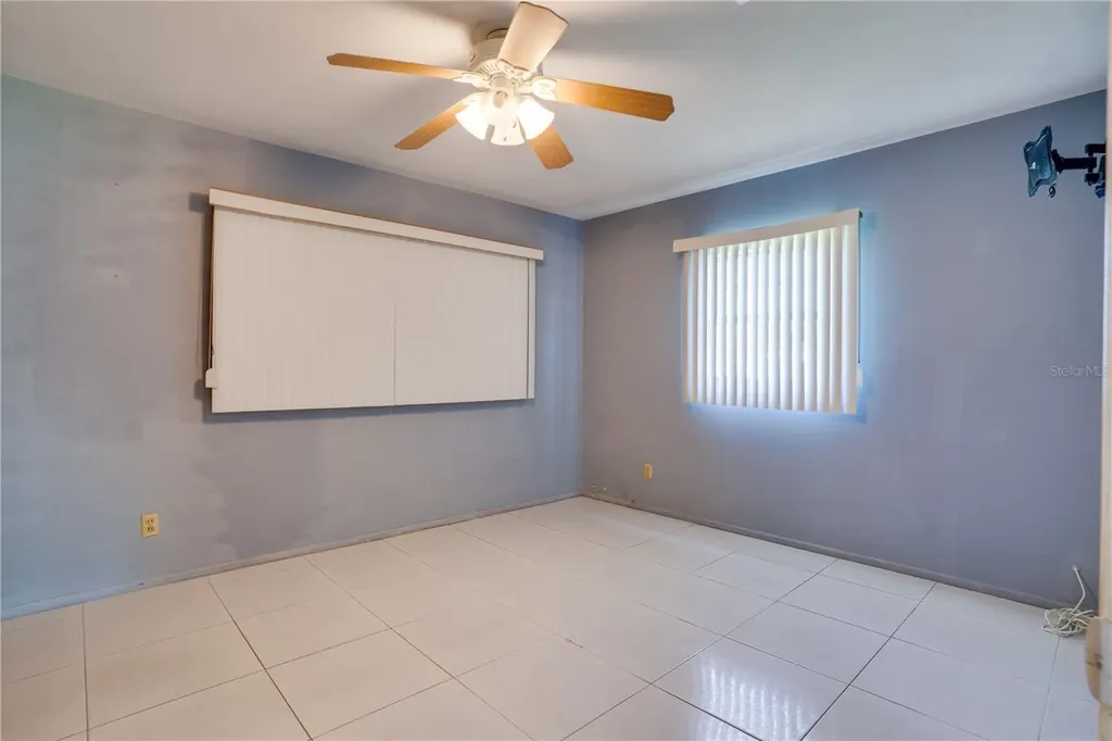 9483 55th Street N Pinellas Park FL 33782