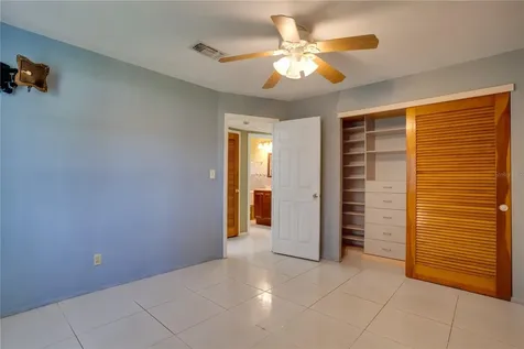 9483 55th Street N Pinellas Park FL 33782