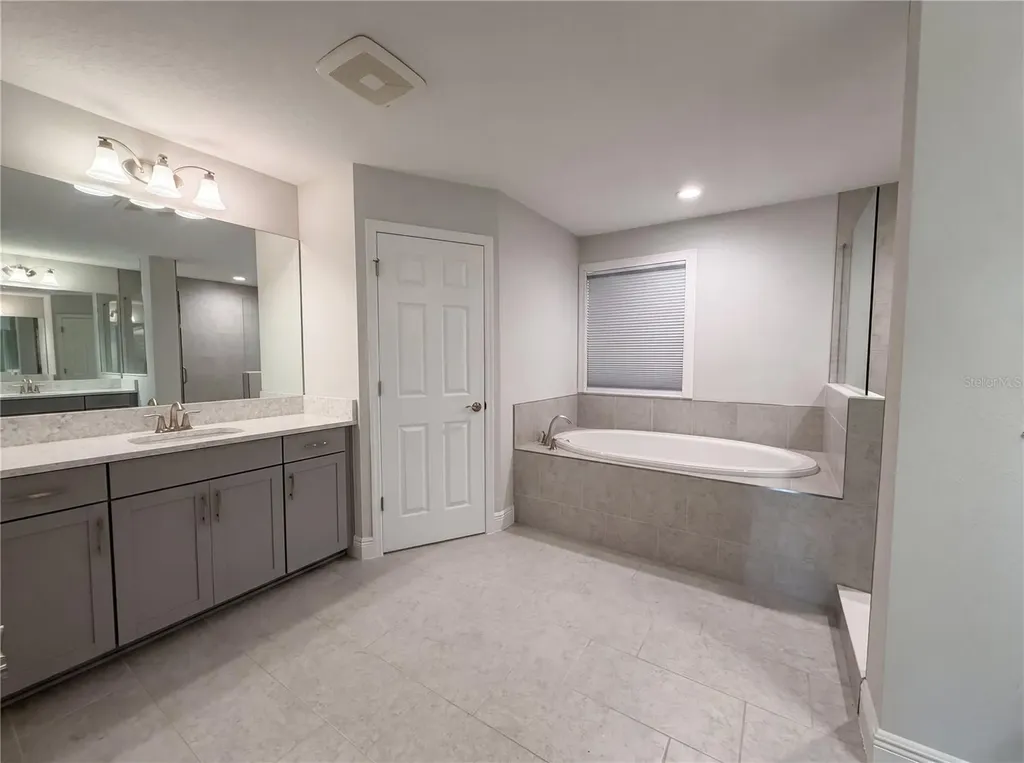 13176 Twin Bridges Drive Riverview FL 33579