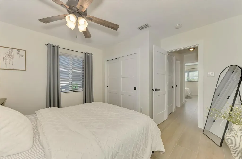 2120 Craft Lane Sarasota FL 34239