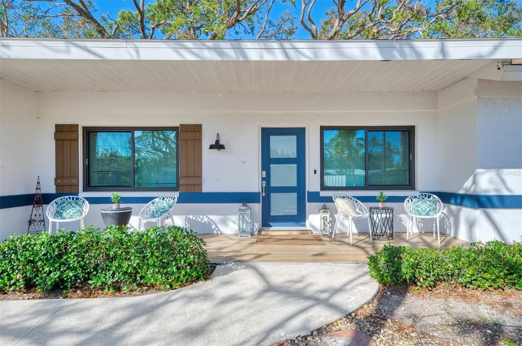 2120 Craft Lane Sarasota FL 34239