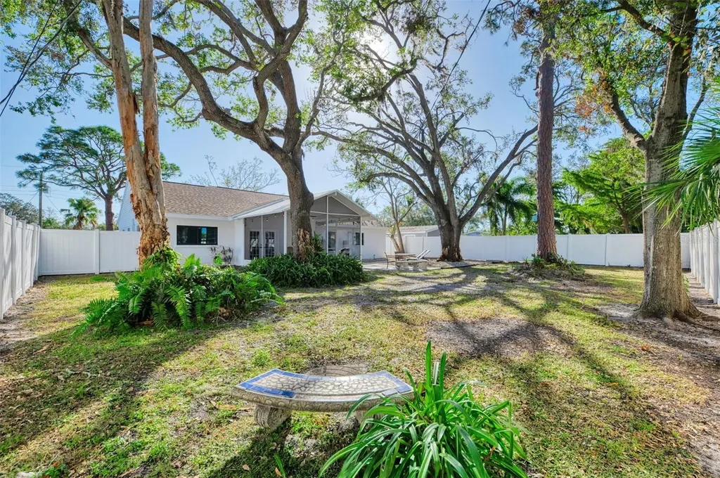 2120 Craft Lane Sarasota FL 34239
