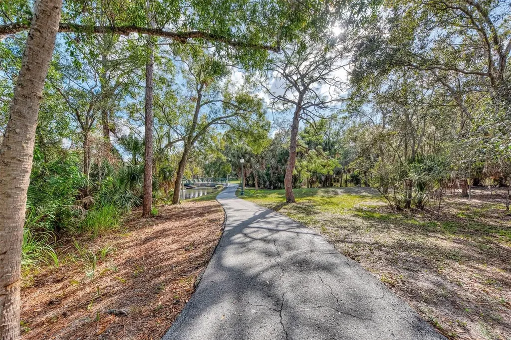 2120 Craft Lane Sarasota FL 34239