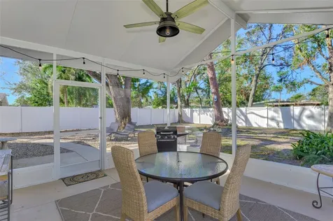 2120 Craft Lane Sarasota FL 34239