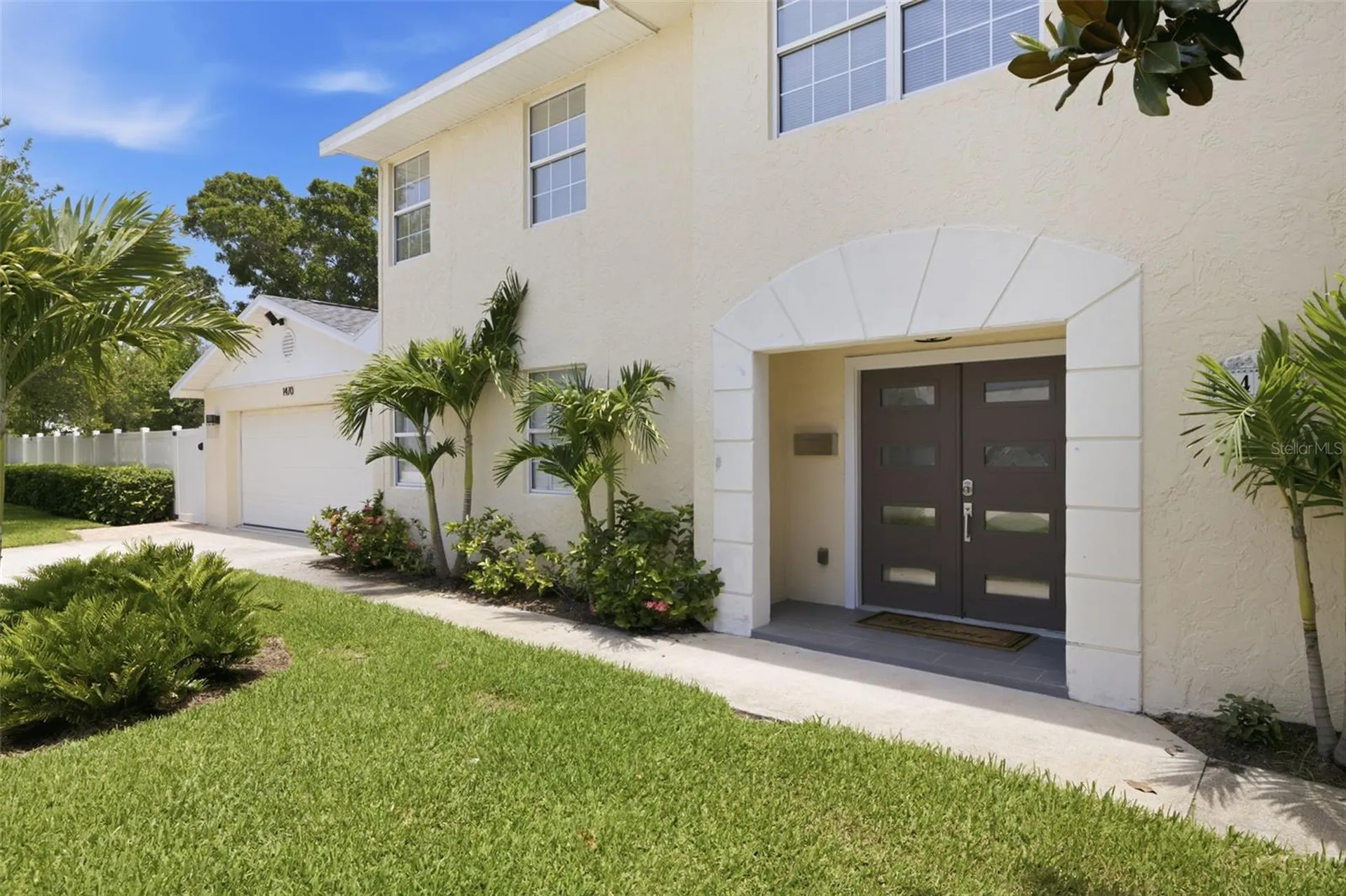 1470 28th Avenue N St Petersburg FL 33704