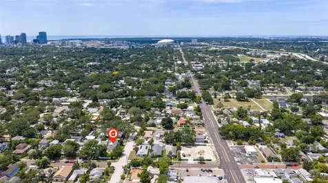 1470 28th Avenue N St Petersburg FL 33704