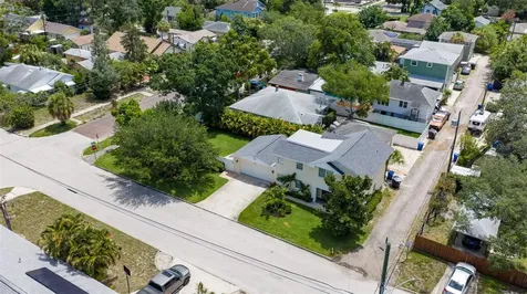 1470 28th Avenue N St Petersburg FL 33704