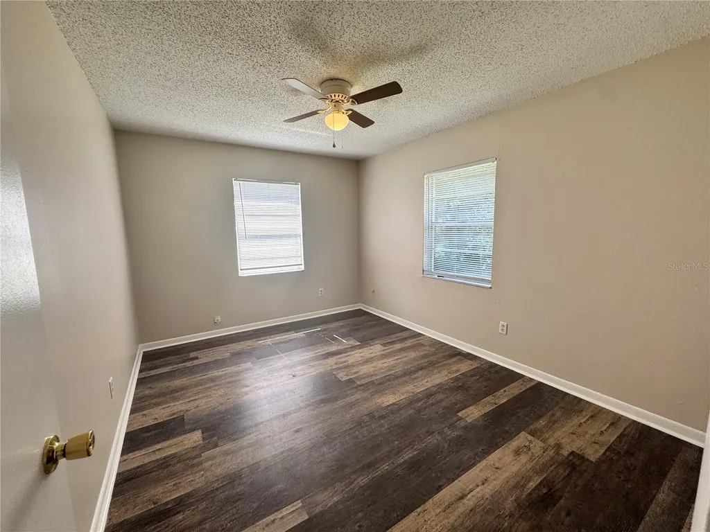 1001 Crawford Street Leesburg FL 34748