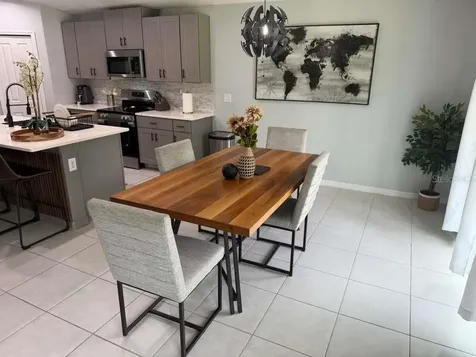 2000 Red Loop Lakeland FL 33801