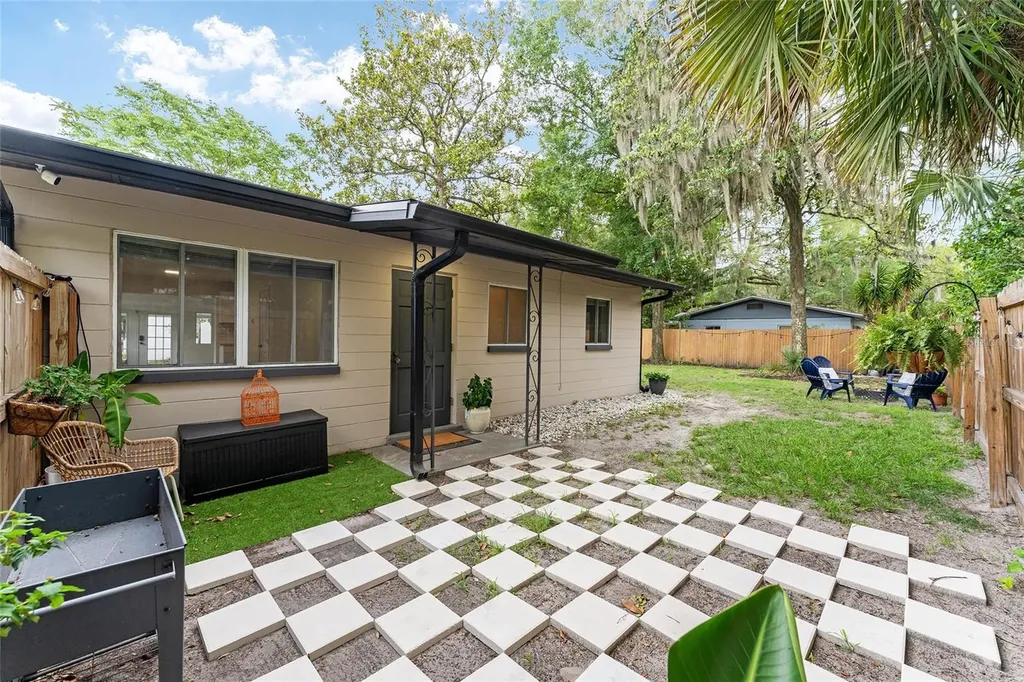 1753 NE 20th Place Gainesville FL 32609