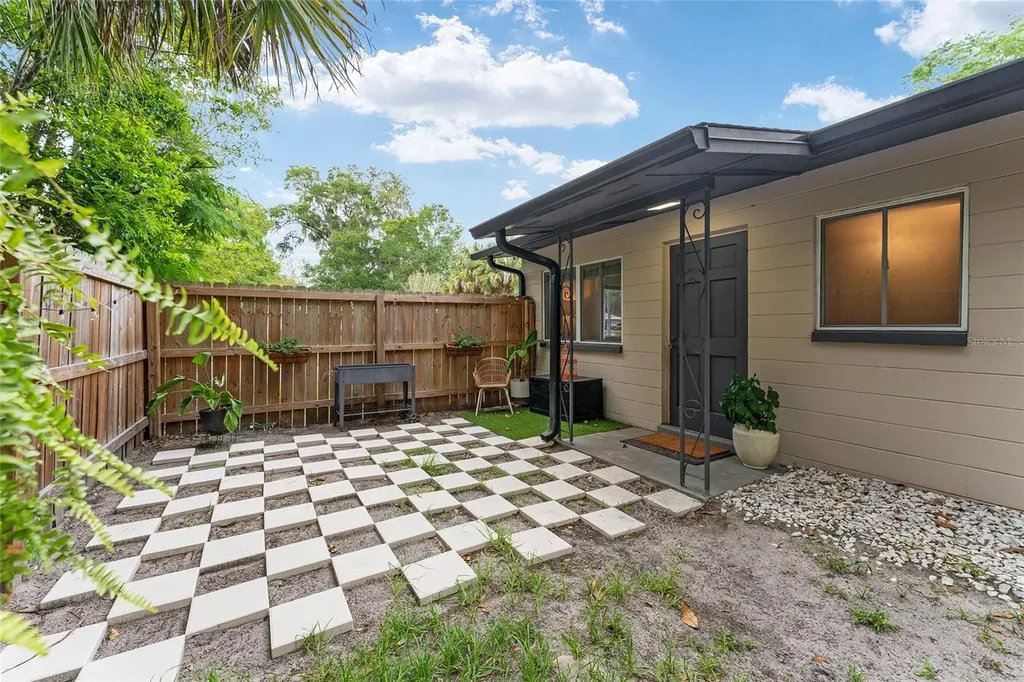 1753 NE 20th Place Gainesville FL 32609