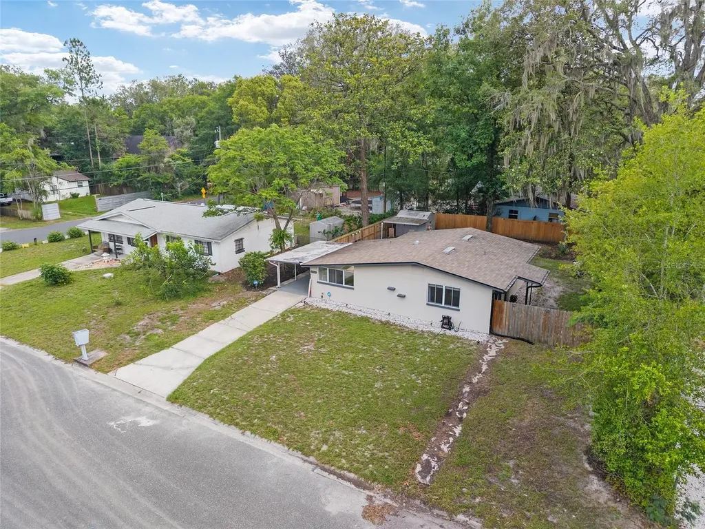 1753 NE 20th Place Gainesville FL 32609