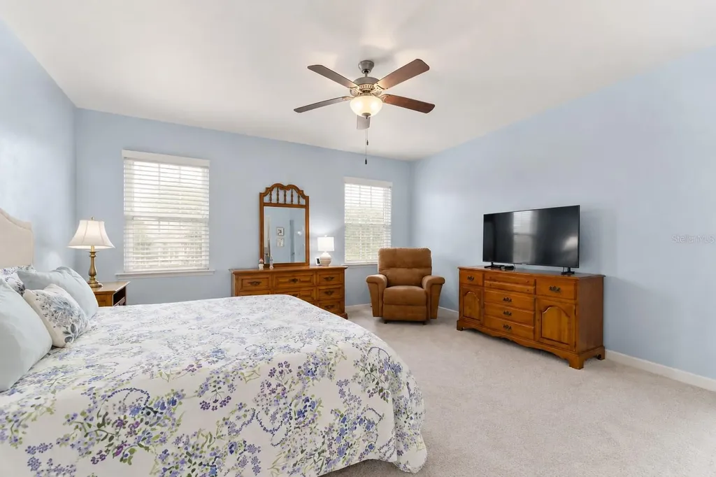 12938 NW 11th Place Newberry FL 32669