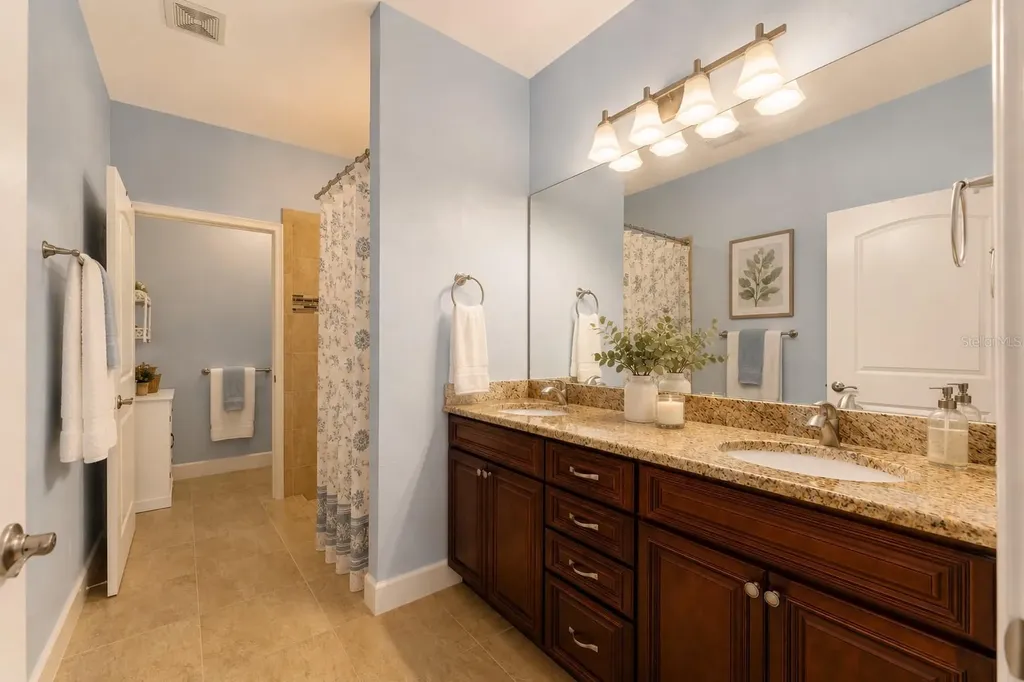 12938 NW 11th Place Newberry FL 32669