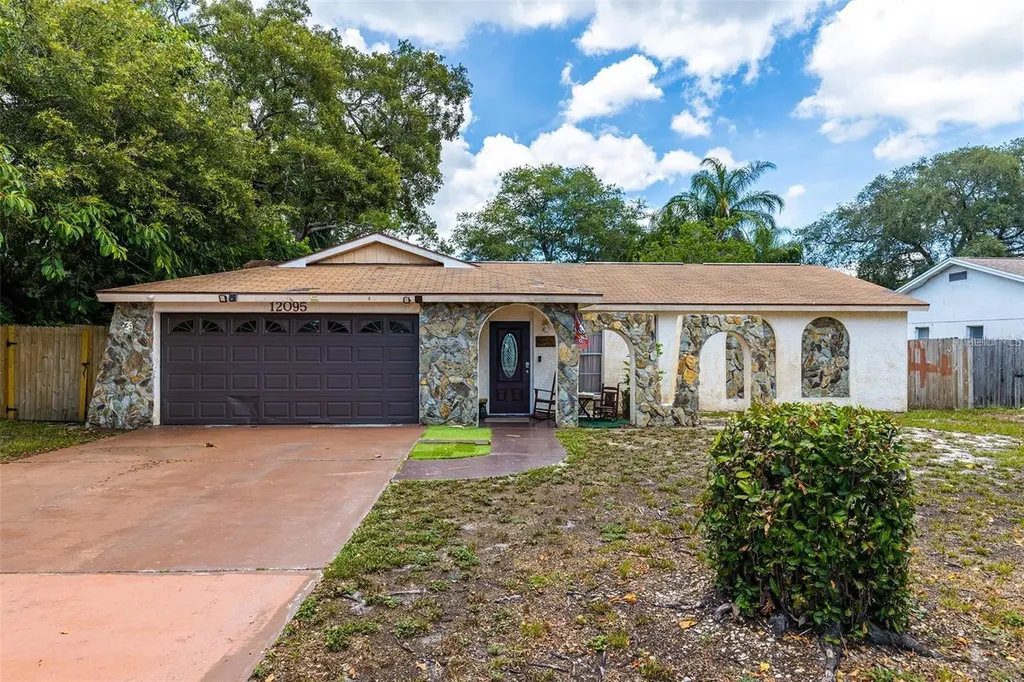12095 102nd Avenue Seminole FL 33778