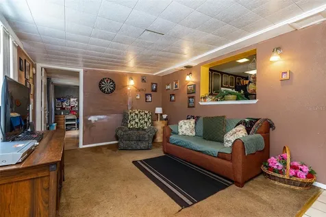 12095 102nd Avenue Seminole FL 33778