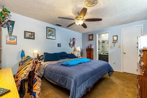 12095 102nd Avenue Seminole FL 33778
