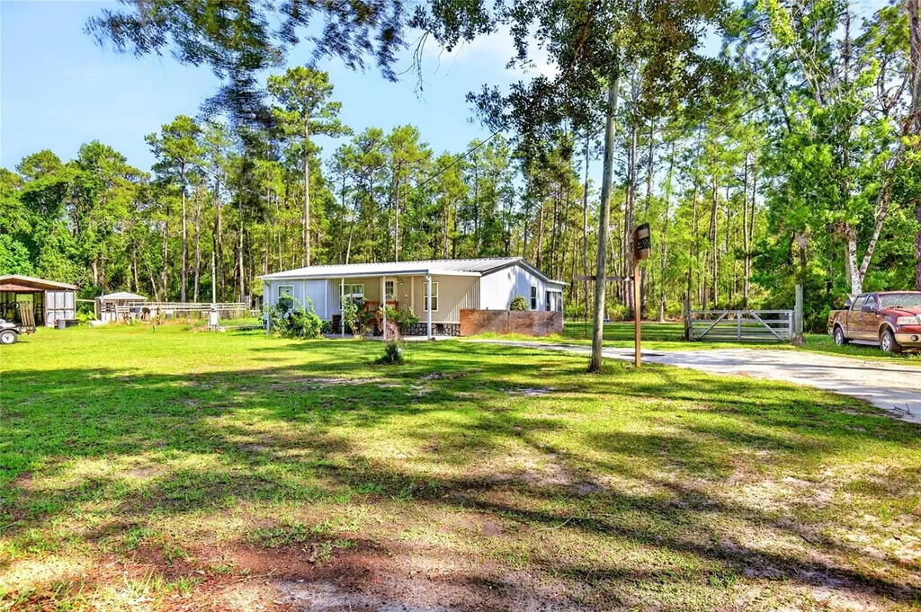 16240 NE 141st Terrace Fort Mc Coy FL 32134