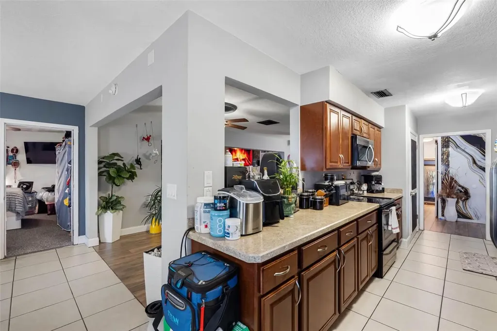 5515 Lake Le Clare Road Lutz FL 33558