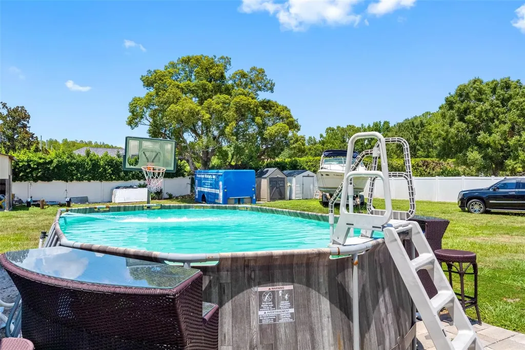 5515 Lake Le Clare Road Lutz FL 33558