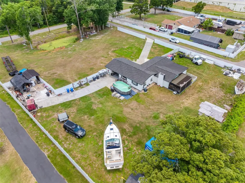 5515 Lake Le Clare Road Lutz FL 33558