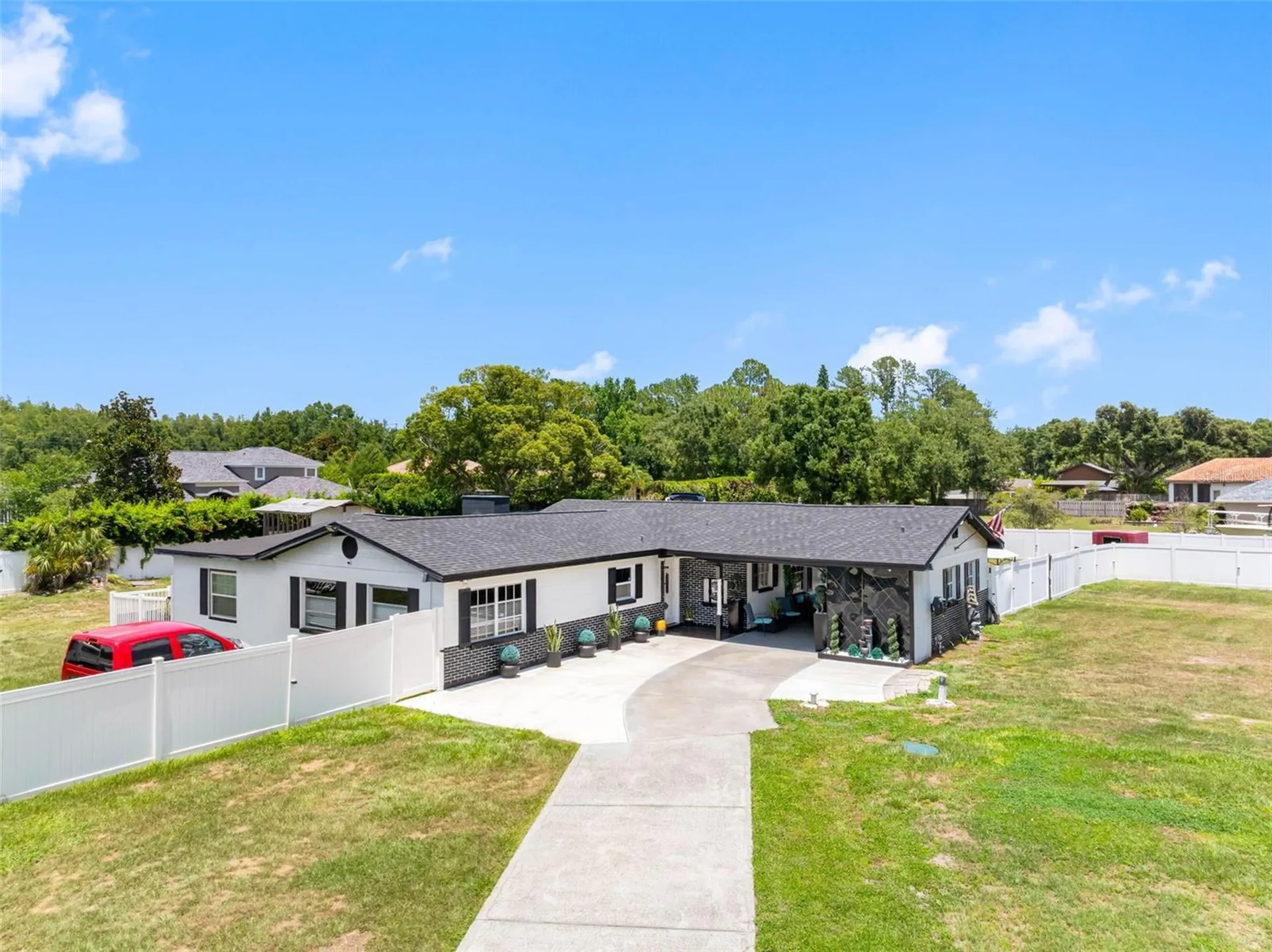 5515 Lake Le Clare Road Lutz FL 33558