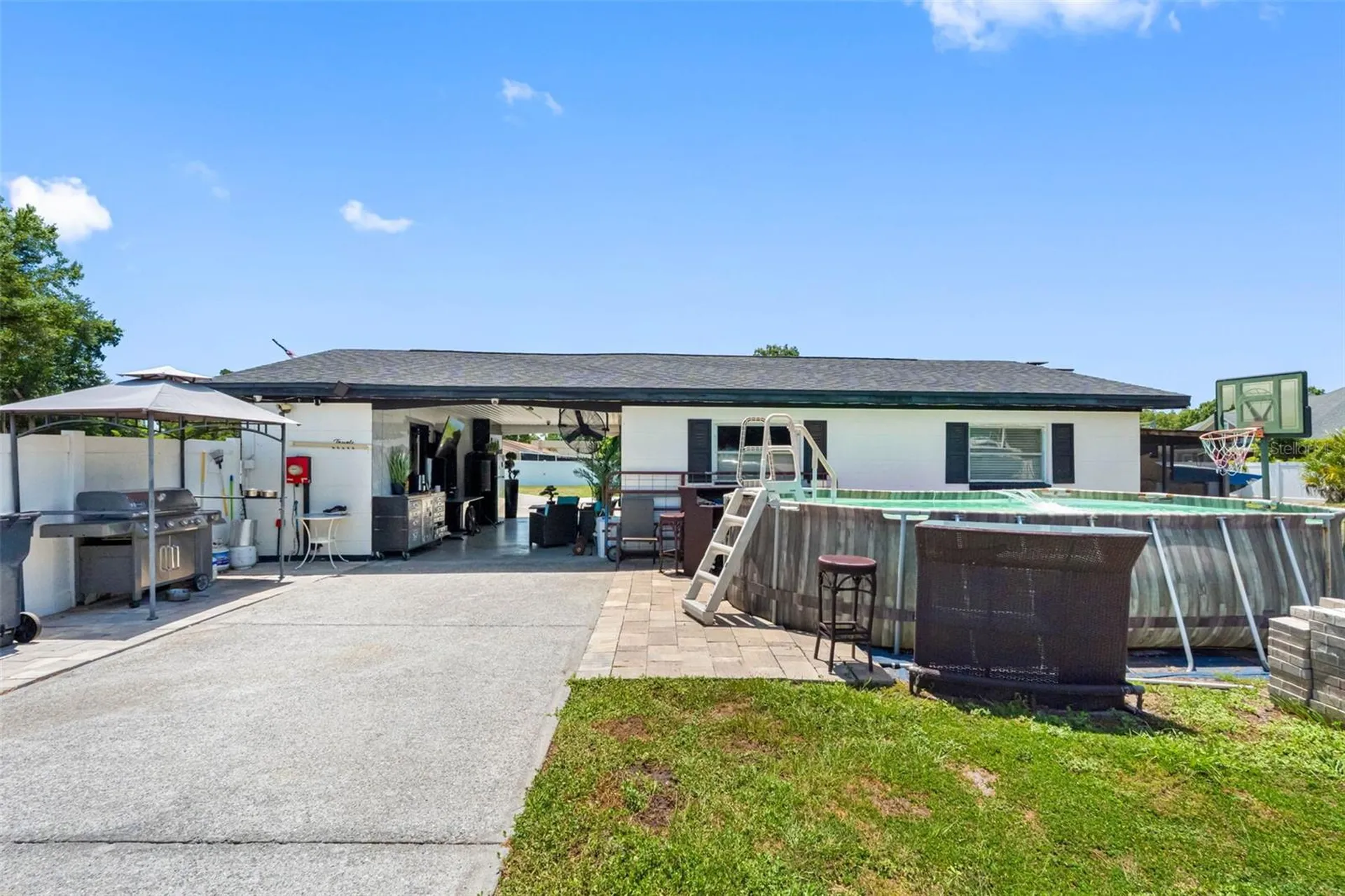 5515 Lake Le Clare Road Lutz FL 33558