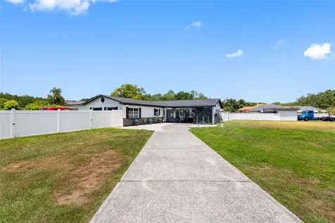 5515 Lake Le Clare Road Lutz FL 33558