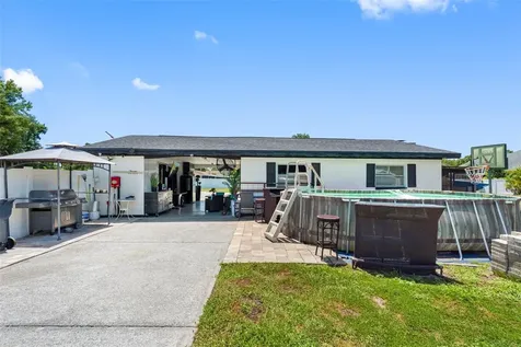 5515 Lake Le Clare Road Lutz FL 33558