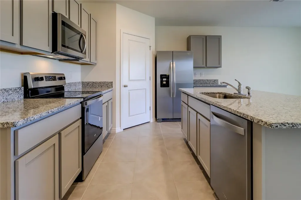 8934 Forge Breeze Loop Wesley Chapel FL 33545