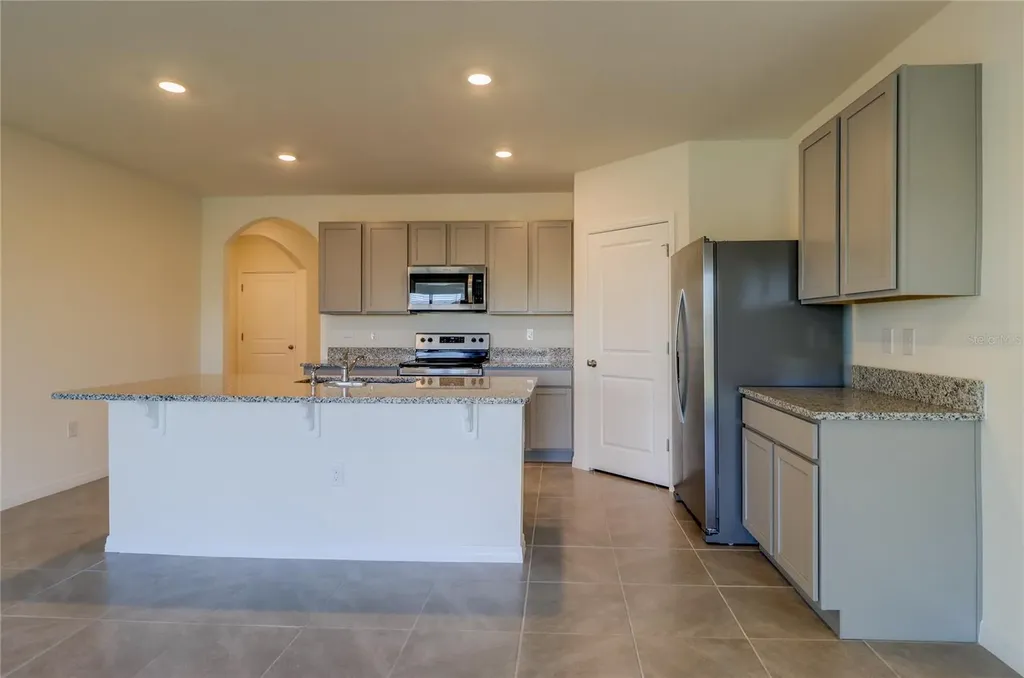 8934 Forge Breeze Loop Wesley Chapel FL 33545