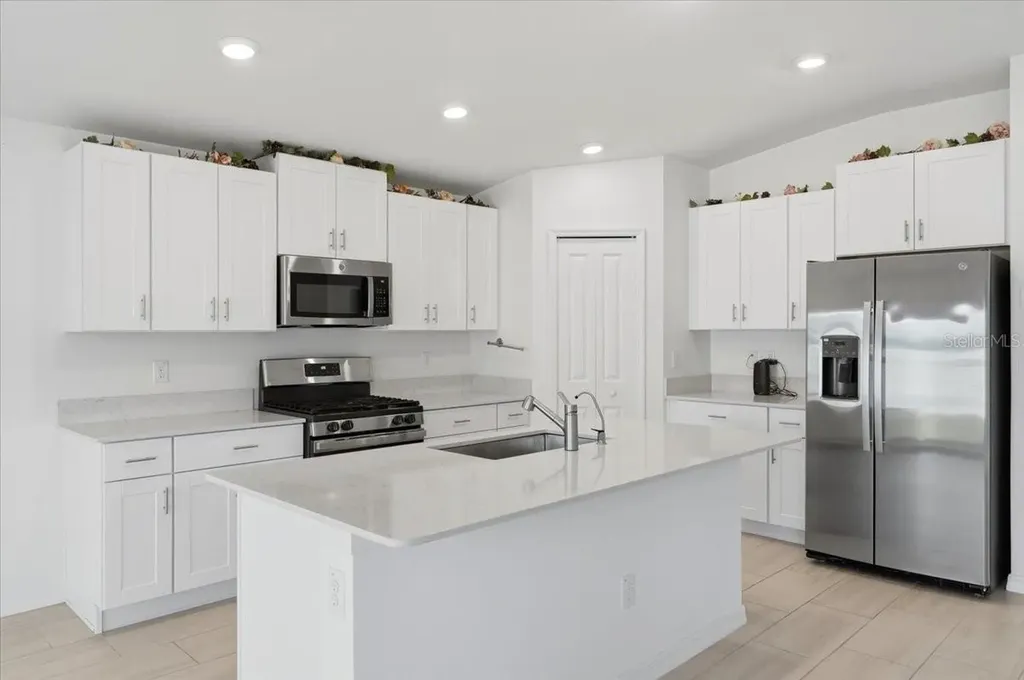35029 Brackett Bend Zephyrhills FL 33541