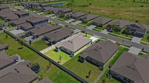 35029 Brackett Bend Zephyrhills FL 33541