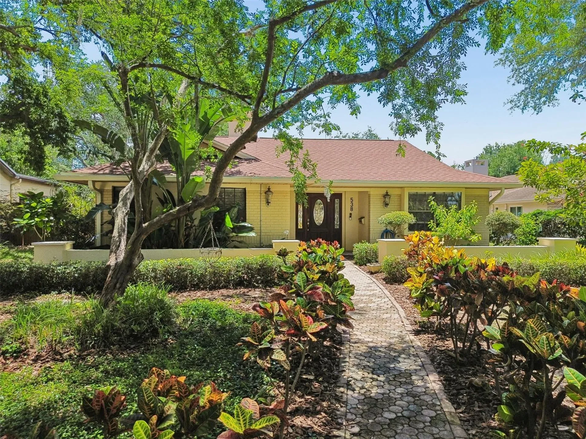 538 Oleander Way S St Petersburg FL 33707