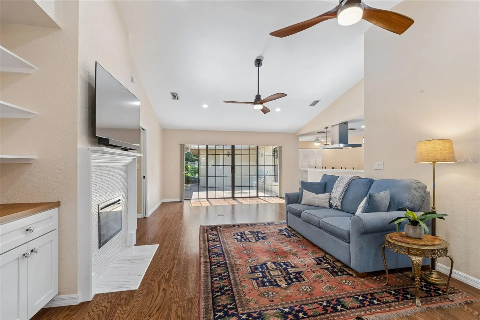 538 Oleander Way S St Petersburg FL 33707