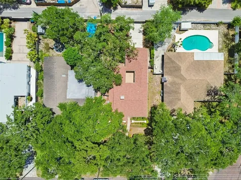 538 Oleander Way S St Petersburg FL 33707