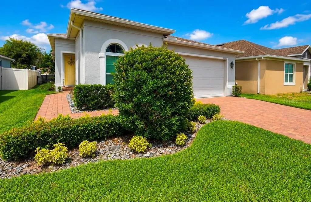 2822 Bigleaf Maple Drive Ocoee FL 34761