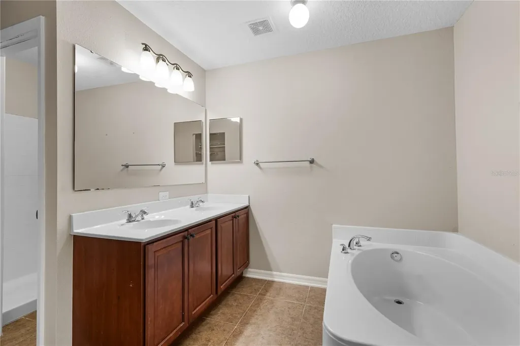 14308 NW 161st Avenue Alachua FL 32615