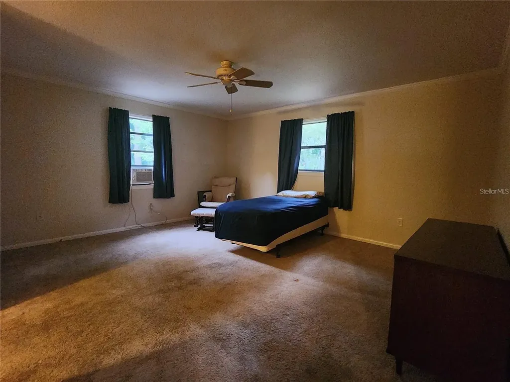 913 Russell Avenue Inverness FL 34453