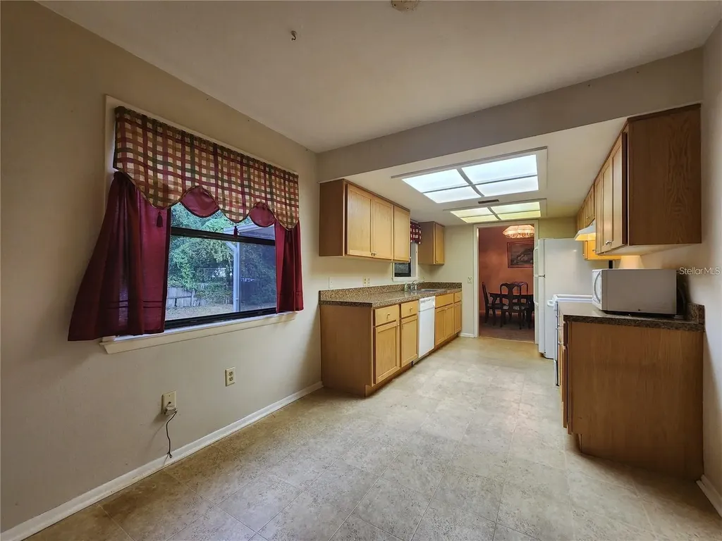 913 Russell Avenue Inverness FL 34453